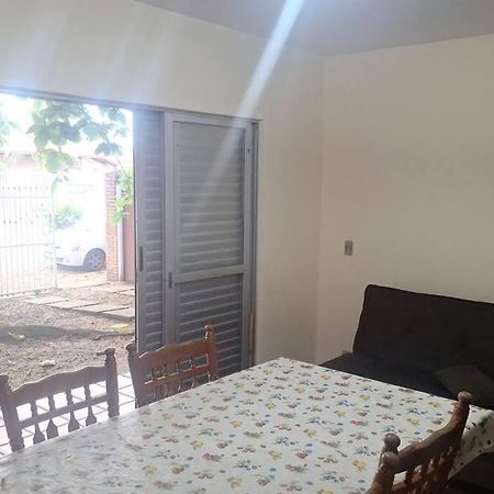 Quarto Para Quatro Pessoas A Duas Quadras Da Praia - Balneario Saint Etienne - Matinhos Exterior foto