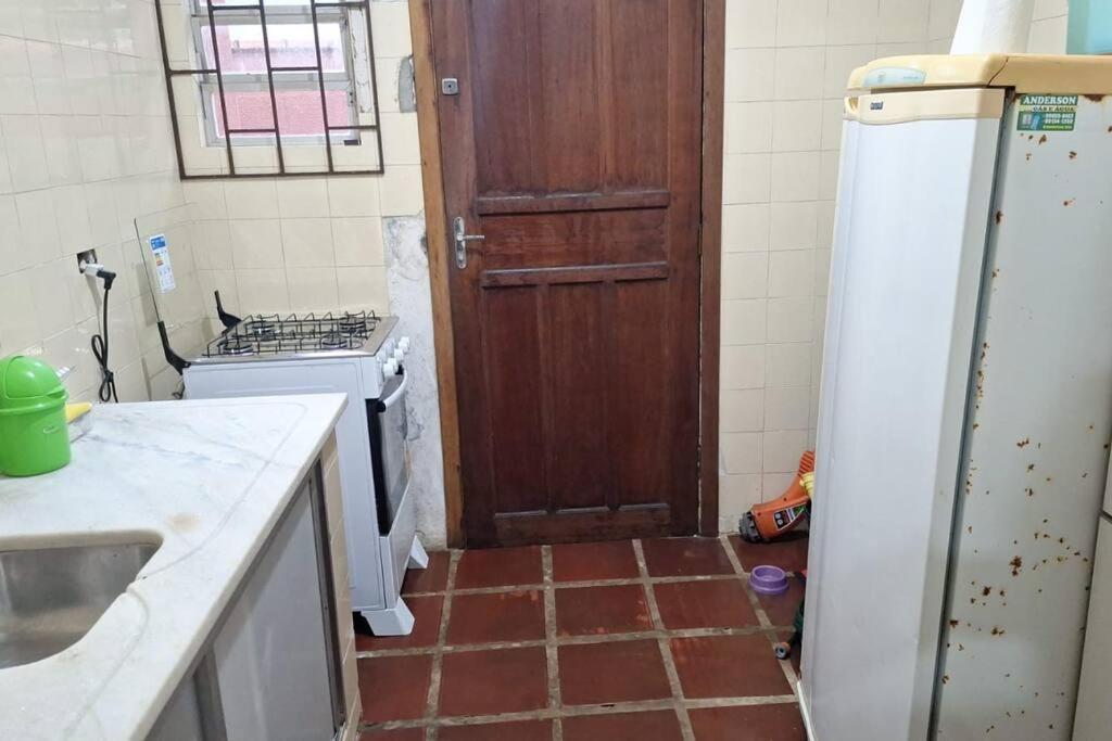 Quarto Para Quatro Pessoas A Duas Quadras Da Praia - Balneario Saint Etienne - Matinhos Exterior foto